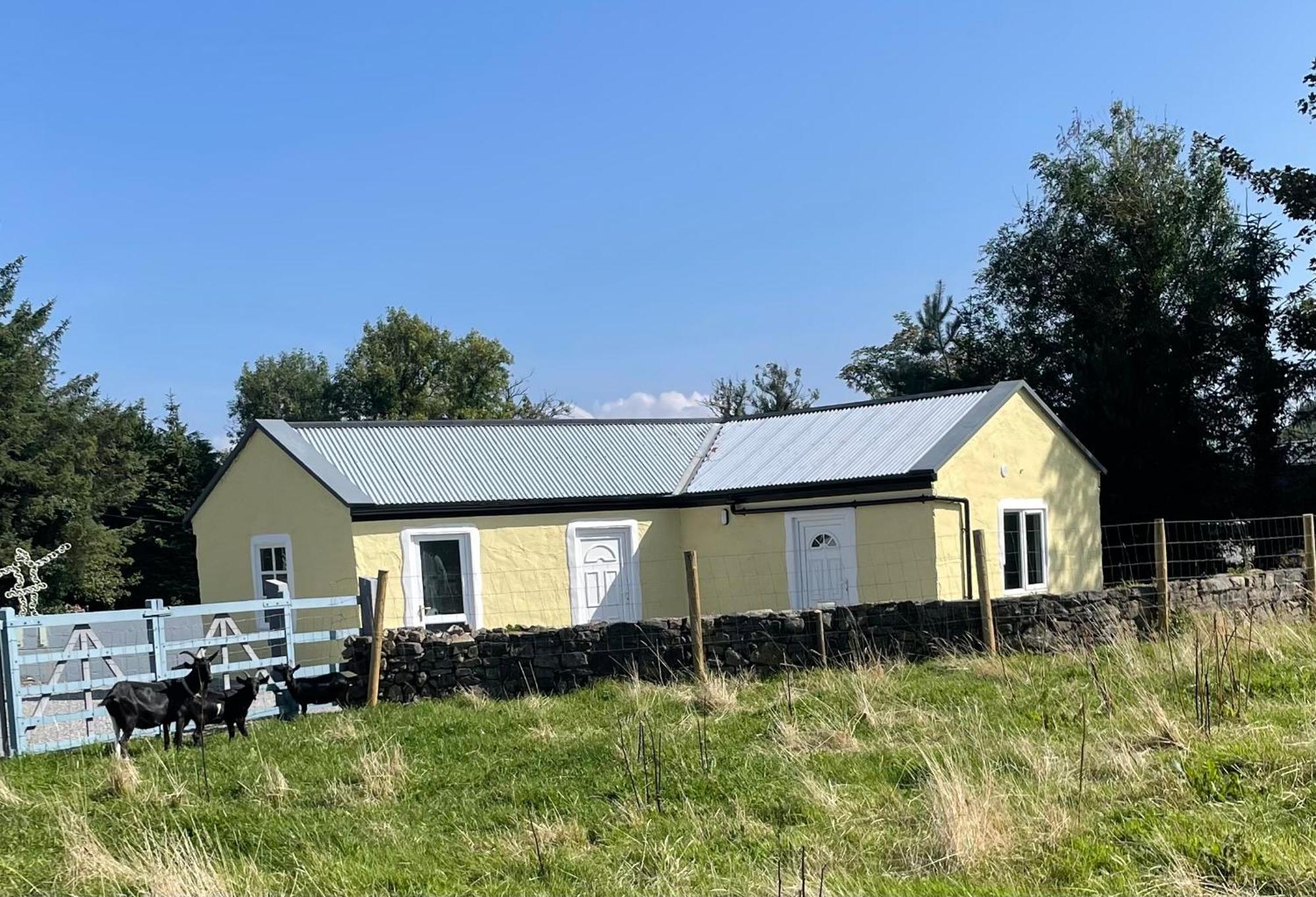 Apartmán Mccaffertys Dromahair Exteriér fotografie
