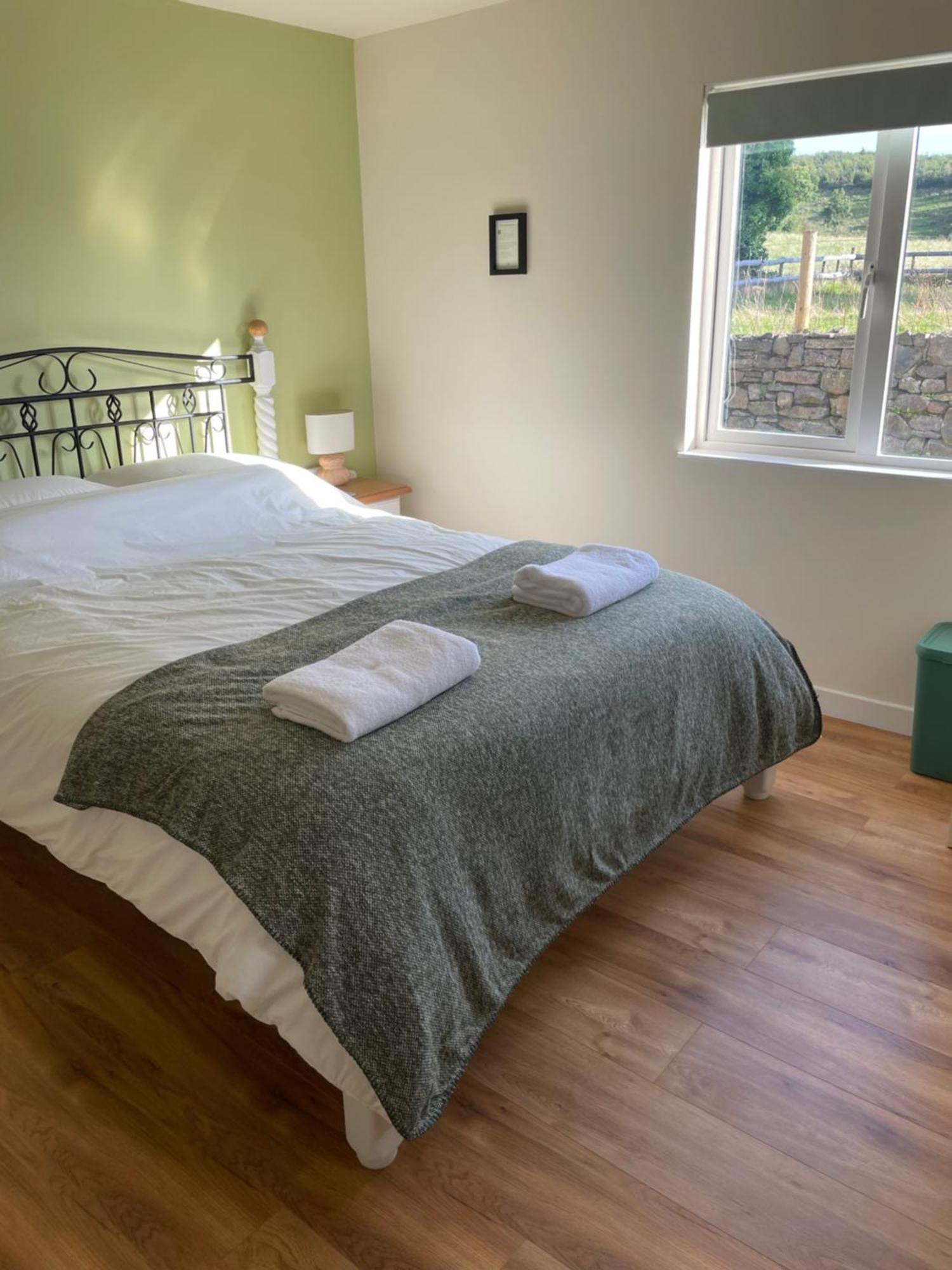 Apartmán Mccaffertys Dromahair Exteriér fotografie